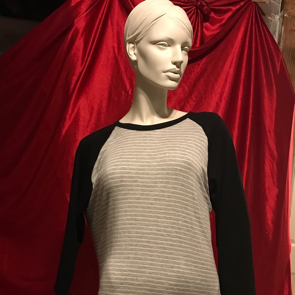 Lularoe 3/4 Sleeve T-Shirt